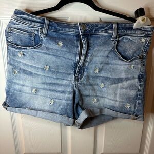 American Eagle Daisy Shorty Shorts